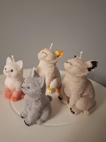 Cats shaped soy wax candles
